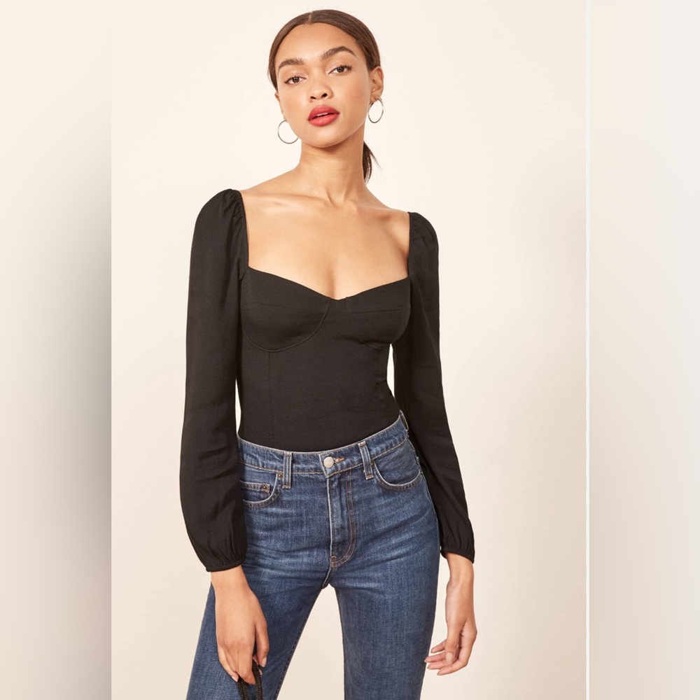 Reformation Black Long-Sleeve Sweetheart Neck Bodysuit
